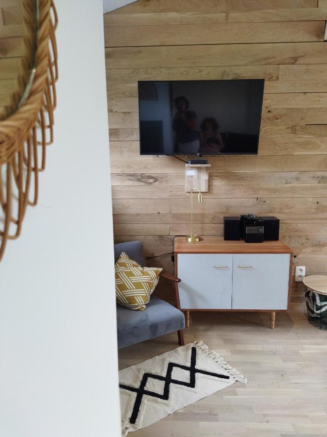 Le Clos Des 3 - Vacances Avec Vue En Ardennes A 5 Kilometres De La Roche - Maison De 90 M2 Avec Chambres - Avec Magnifique Jardin Rendeux Zewnętrze zdjęcie
